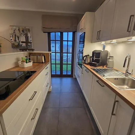 Reetland Am - Luxus Reetdachvilla Mit 3 Schlafzimmern, Sauna Und Kamin H20 *