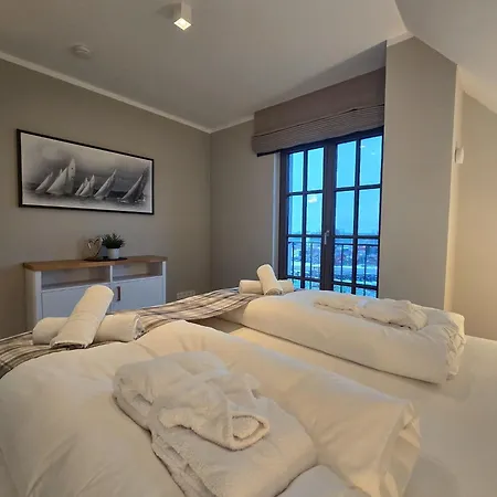 Reetland Am - Luxus Reetdachvilla Mit 3 Schlafzimmern, Sauna Und Kamin H20 Вилла