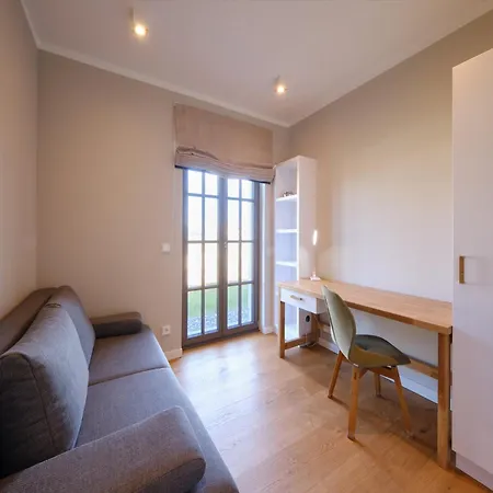 Reetland Am - Luxus Reetdachvilla Mit 3 Schlafzimmern, Sauna Und Kamin H20 * דראנסקה